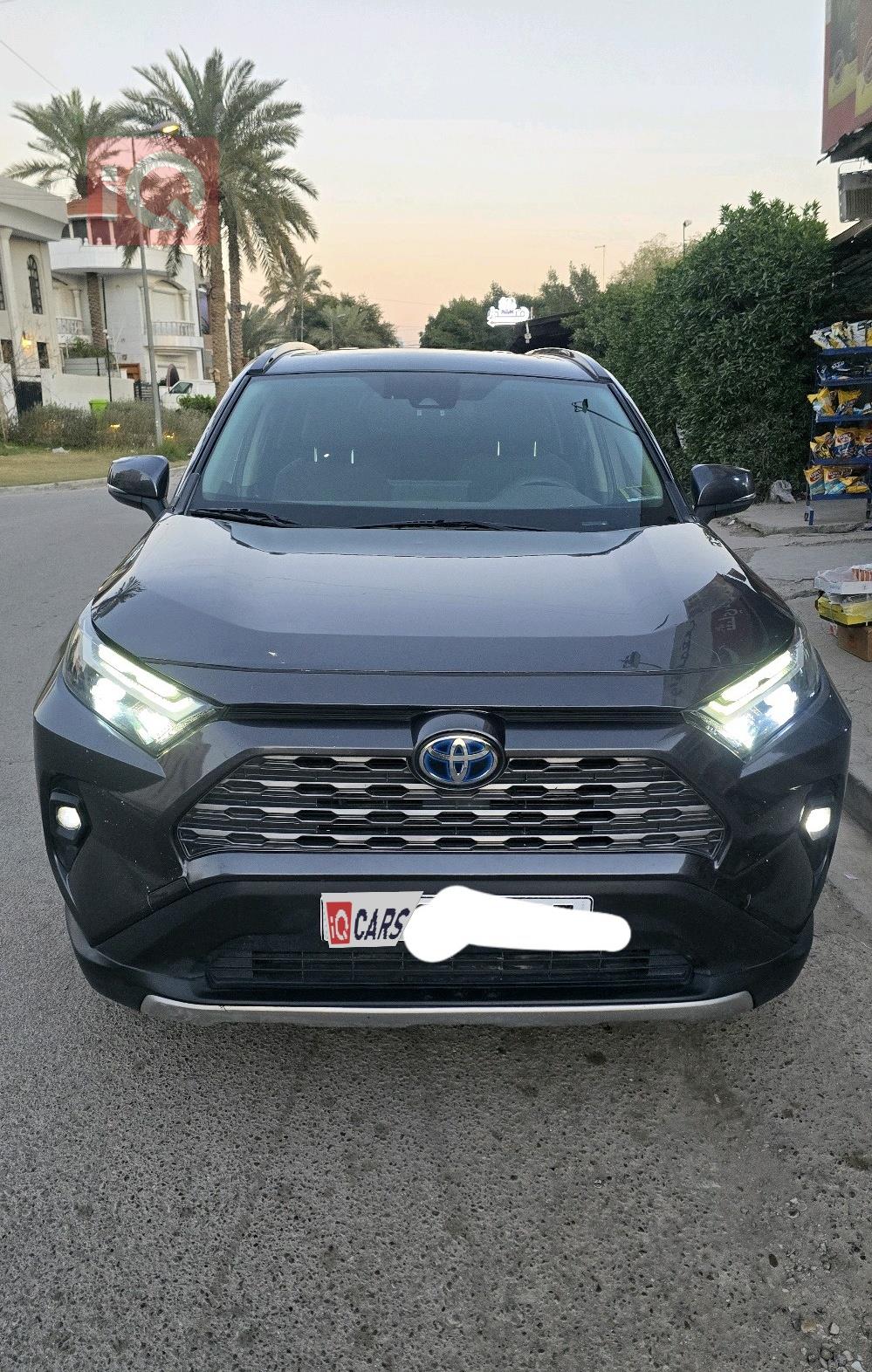 تويوتا راف 4